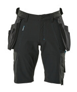 17149-311-09 Short avec poches flottantes - Noir